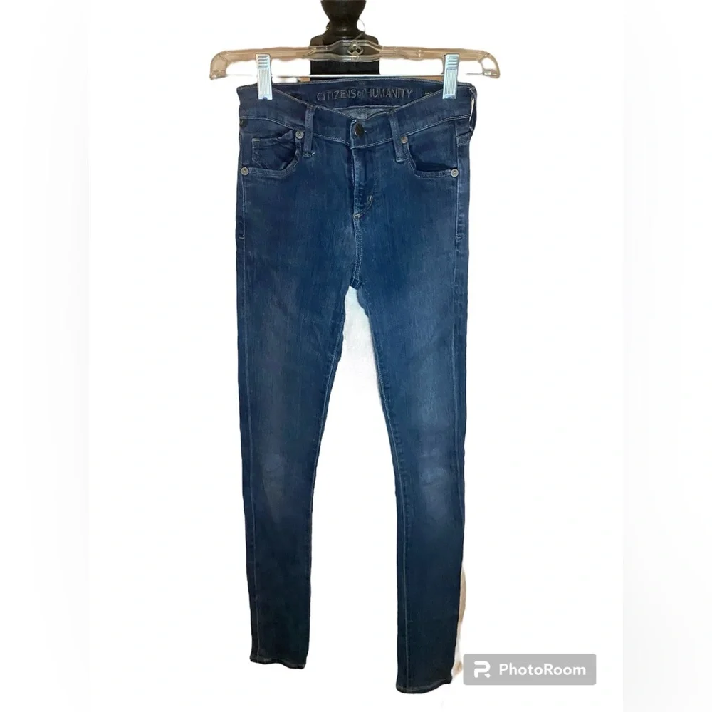 Citizens of Humanity stretchy‎ skinny jeans waist is 25